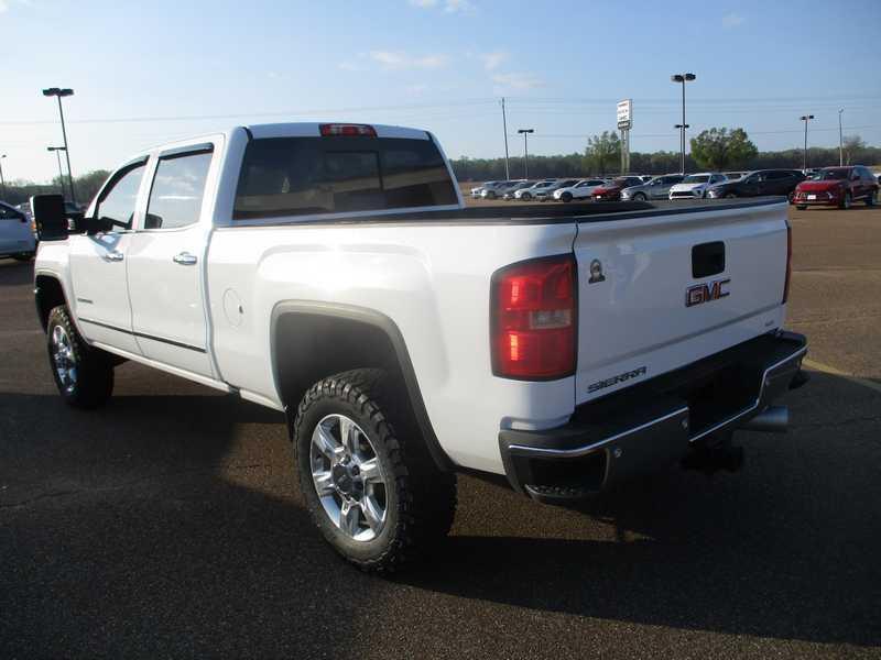 GMC Sierra 2500HD SLT Crew Cab 4WD 2019