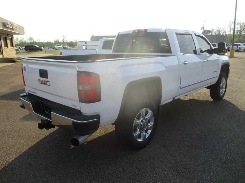 GMC Sierra 2500HD SLT Crew Cab 4WD 2019