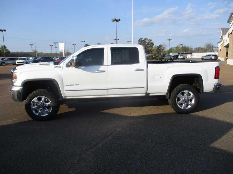 GMC Sierra 2500HD SLT Crew Cab 4WD 2019