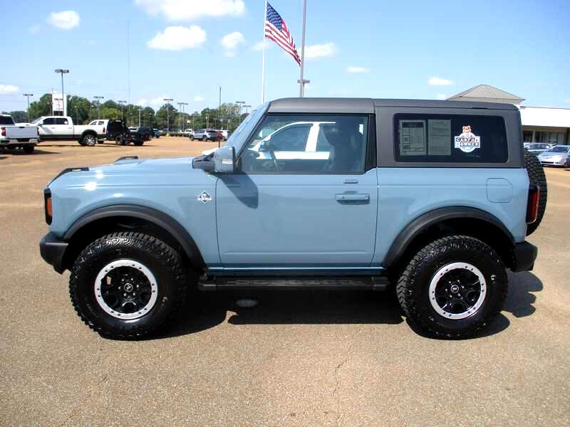 Ford Bronco Outer Banks 2 Door Advanced 4x4 2023 Ford Bronco Outer Banks 2 Door Advanced 4x4 2023