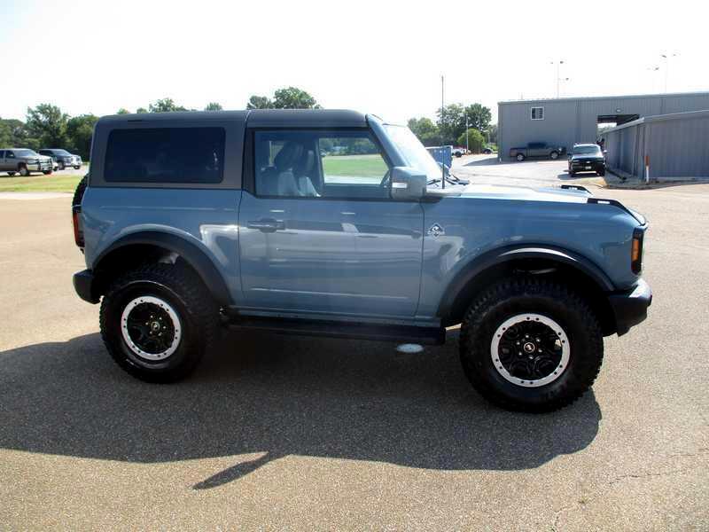 Ford Bronco Outer Banks 2 Door Advanced 4x4 2023 Ford Bronco Outer Banks 2 Door Advanced 4x4 2023
