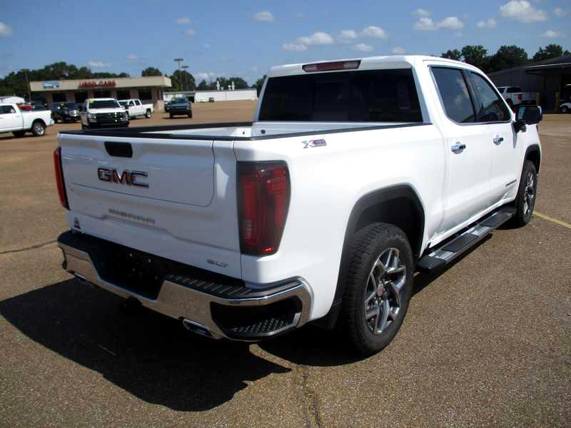 GMC Sierra 1500 SLT Crew Cab 4WD 2025 GMC Sierra 1500 SLT Crew Cab 4WD 2025