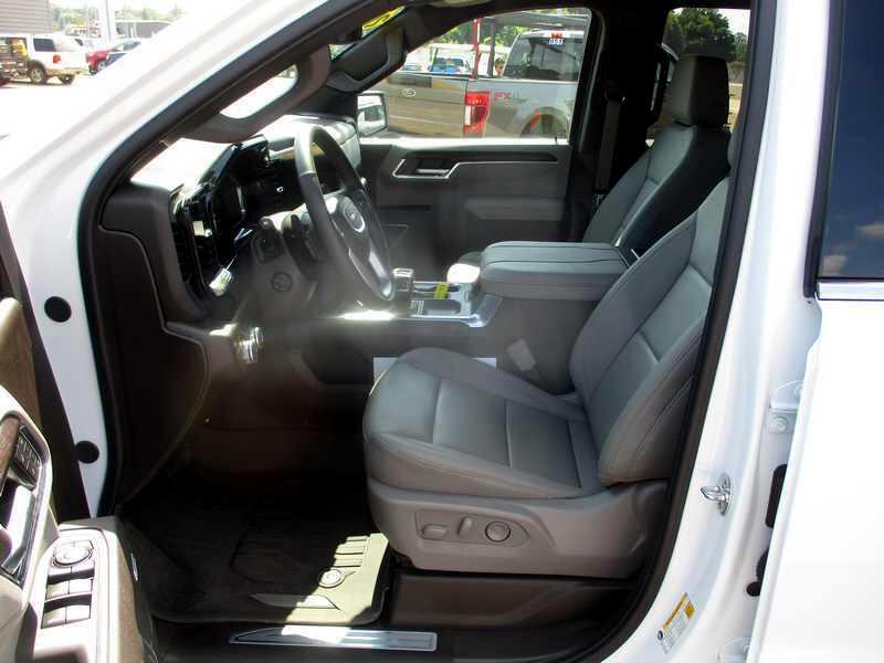 GMC Sierra 1500 SLT Crew Cab 4WD 2025 GMC Sierra 1500 SLT Crew Cab 4WD 2025