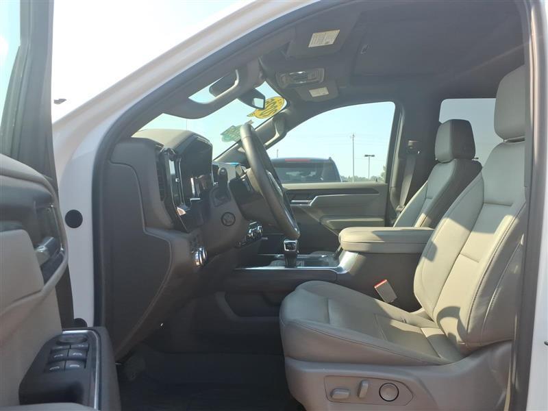 GMC Sierra 1500 SLT Crew Cab 4WD 2025