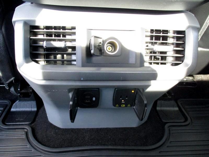 Ford F-150 XLT 4WD SuperCrew 5.5' Box 2022 Ford F-150 XLT 4WD SuperCrew 5.5' Box 2022