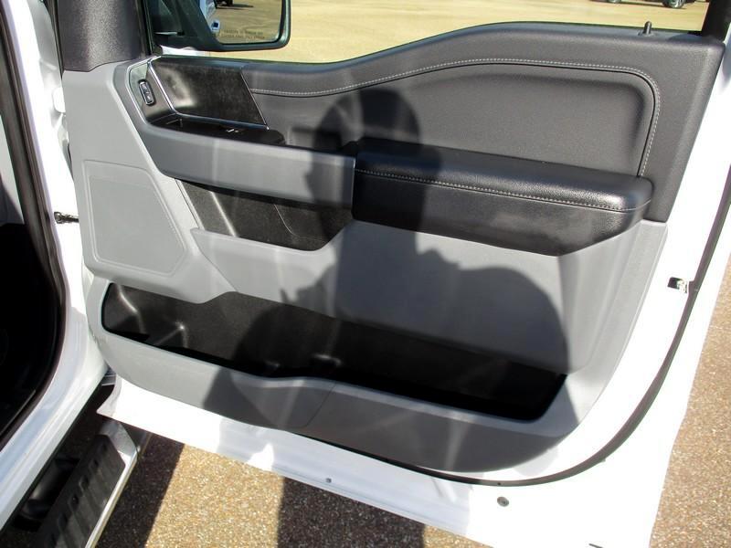 Ford F-150 XLT 4WD SuperCrew 5.5' Box 2022 Ford F-150 XLT 4WD SuperCrew 5.5' Box 2022