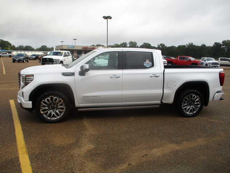 GMC Sierra 1500 Denali Ultimate Crew Cab 4WD 2025 GMC Sierra 1500 Denali Ultimate Crew Cab 4WD 2025