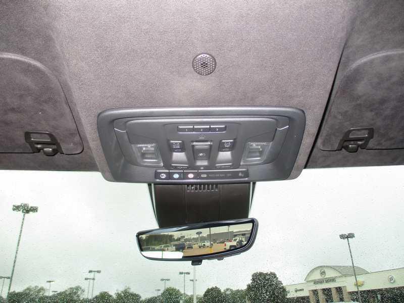 GMC Sierra 1500 Denali Ultimate Crew Cab 4WD 2025 GMC Sierra 1500 Denali Ultimate Crew Cab 4WD 2025
