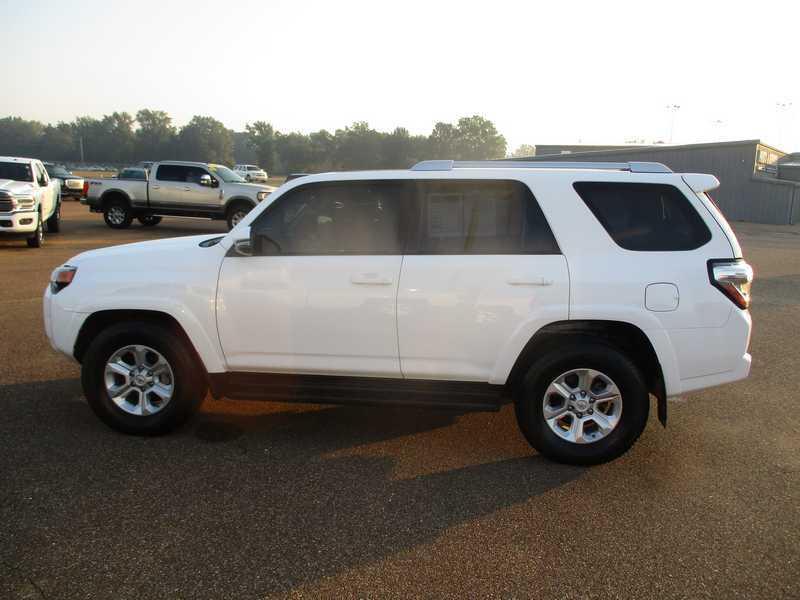 Toyota 4Runner SR5 2WD 2018 Toyota 4Runner SR5 2WD 2018