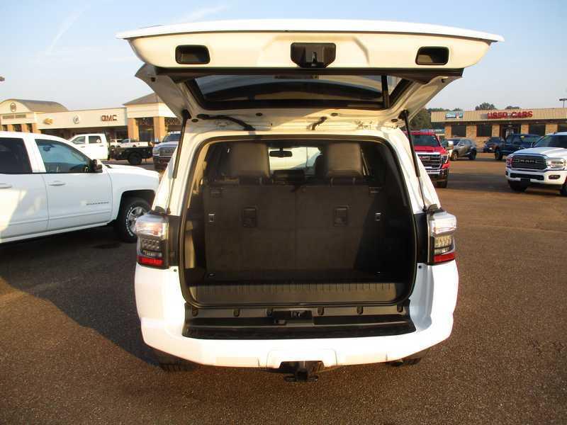 Toyota 4Runner SR5 2WD 2018 Toyota 4Runner SR5 2WD 2018