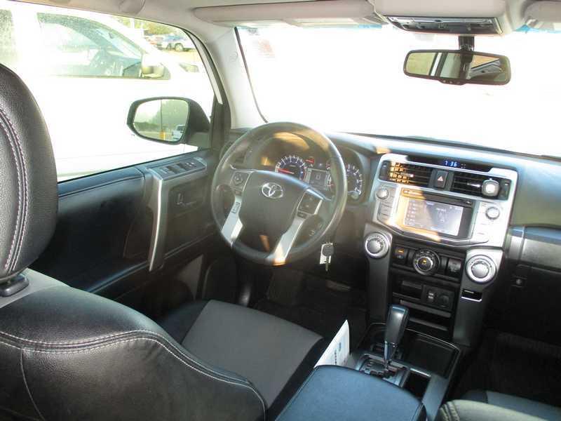 Toyota 4Runner SR5 2WD 2018 Toyota 4Runner SR5 2WD 2018