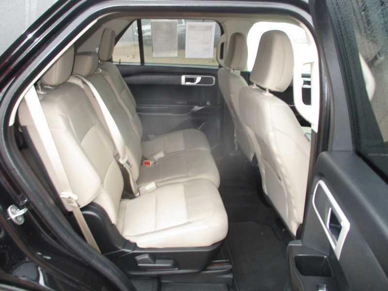 Ford Explorer Base 2021