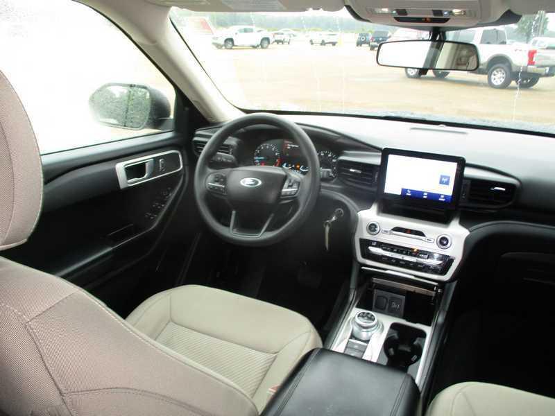Ford Explorer Base 2021