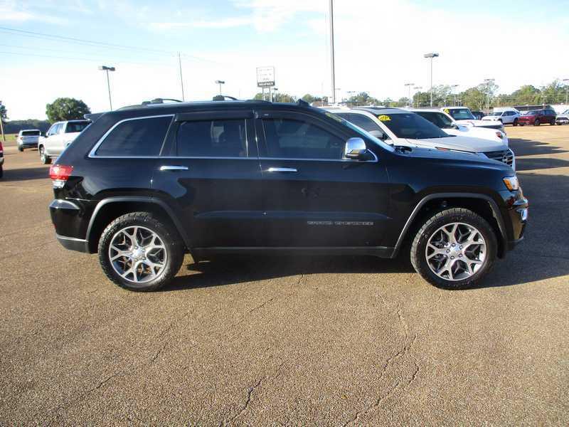 Jeep Grand Cherokee Limited 2WD 2021 Jeep Grand Cherokee Limited 2WD 2021