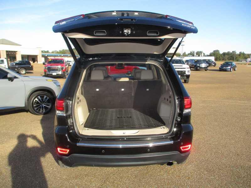 Jeep Grand Cherokee Limited 2WD 2021 Jeep Grand Cherokee Limited 2WD 2021
