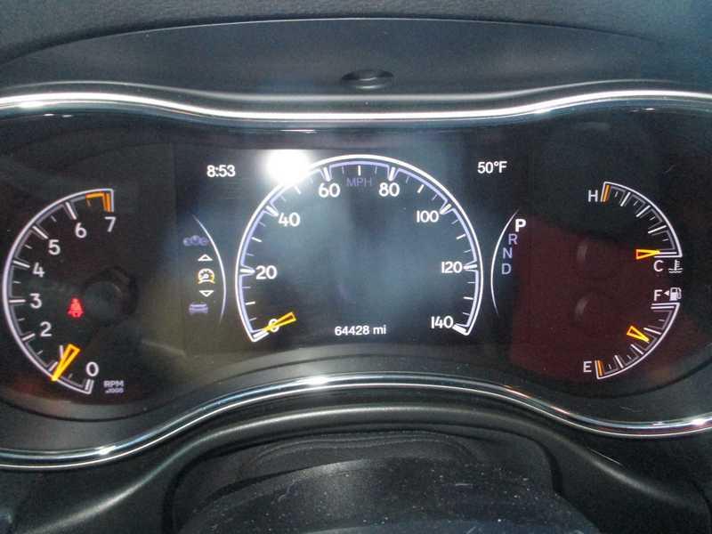 Jeep Grand Cherokee Limited 2WD 2021 Jeep Grand Cherokee Limited 2WD 2021