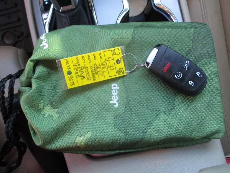 Jeep Grand Cherokee Limited 2WD 2021 Jeep Grand Cherokee Limited 2WD 2021