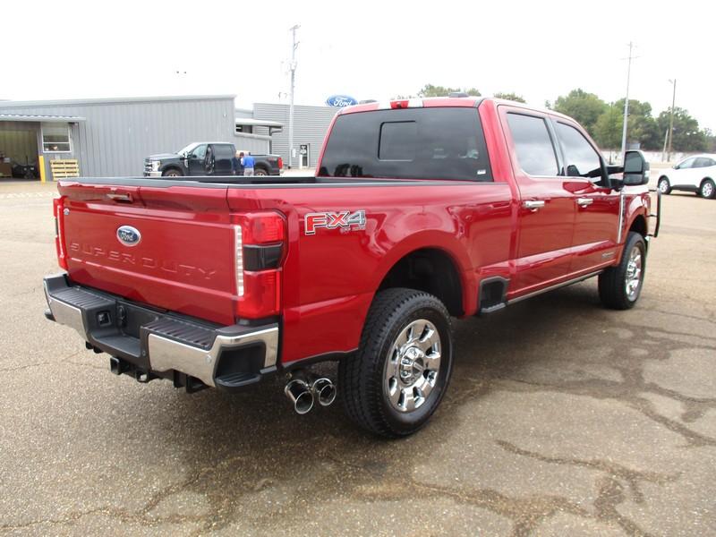 2024 Ford F-250 Lariat photo 3