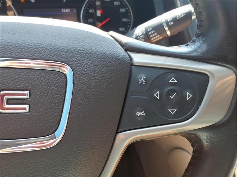GMC Acadia SLT 2020