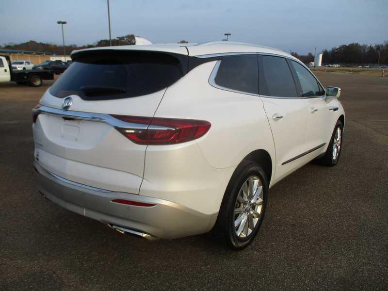 Buick Enclave Essence FWD 2020