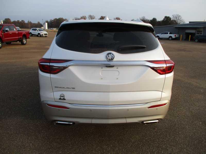 Buick Enclave Essence FWD 2020