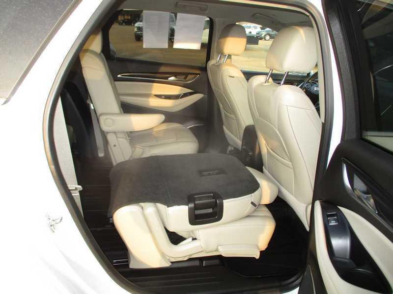 Buick Enclave Essence FWD 2020