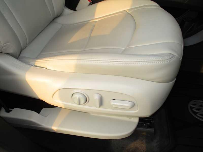 Buick Enclave Essence FWD 2020