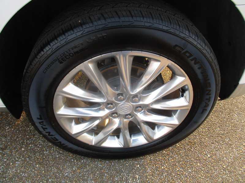 Buick Enclave Essence FWD 2020