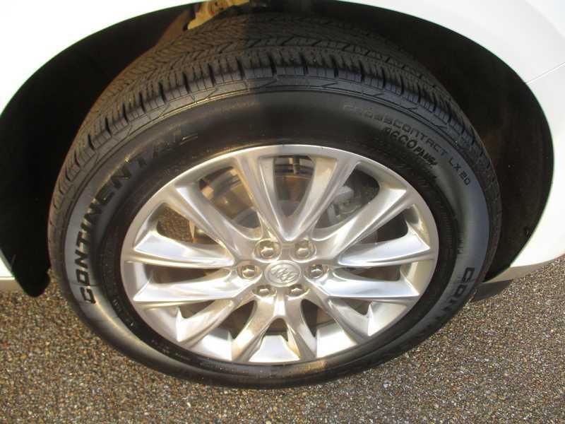 Buick Enclave Essence FWD 2020