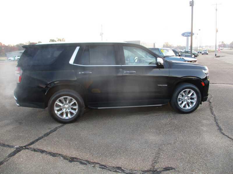 2021 Chevrolet Tahoe Premier photo 3