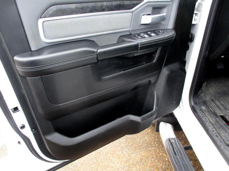 RAM 2500 Big Horn 4x4 Crew Cab 6'4" Box 2020
