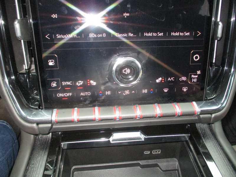 GMC Yukon XL AT4 Ultimate 4WD 2025