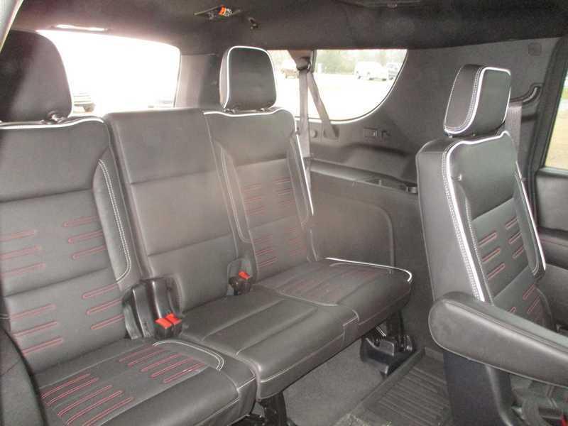 GMC Yukon XL AT4 Ultimate 4WD 2025