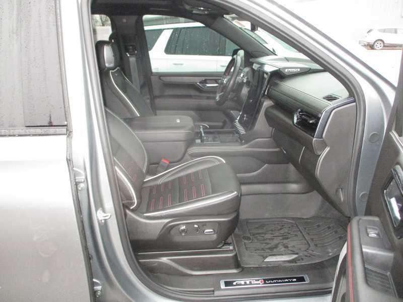 GMC Yukon XL AT4 Ultimate 4WD 2025