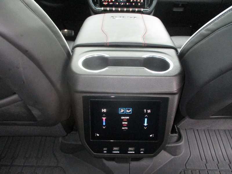 GMC Yukon XL AT4 Ultimate 4WD 2025
