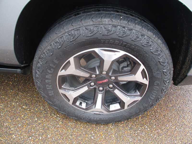 GMC Yukon XL AT4 Ultimate 4WD 2025