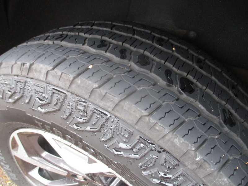 GMC Yukon XL AT4 Ultimate 4WD 2025