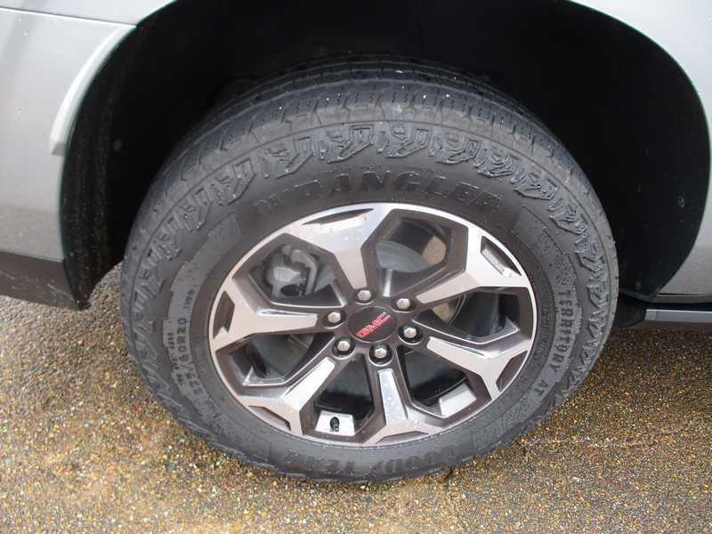 GMC Yukon XL AT4 Ultimate 4WD 2025