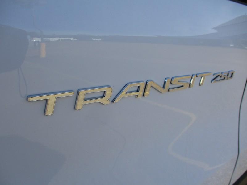 Ford Transit 250 Van 2024