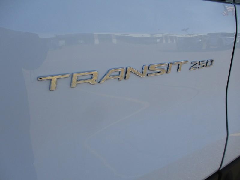 Ford Transit 250 Van 2024