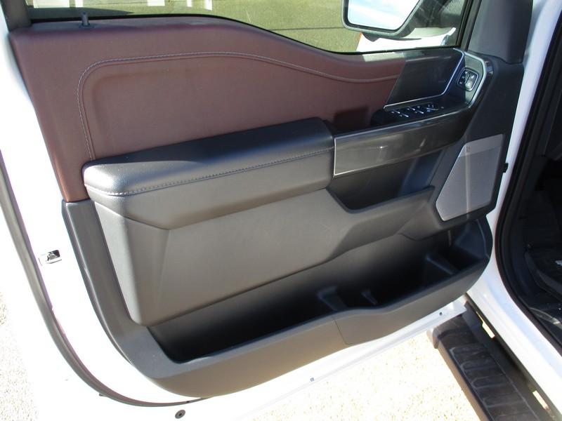 Ford F-150 Lariat SuperCrew 5.5-ft. Bed 4WD 2023