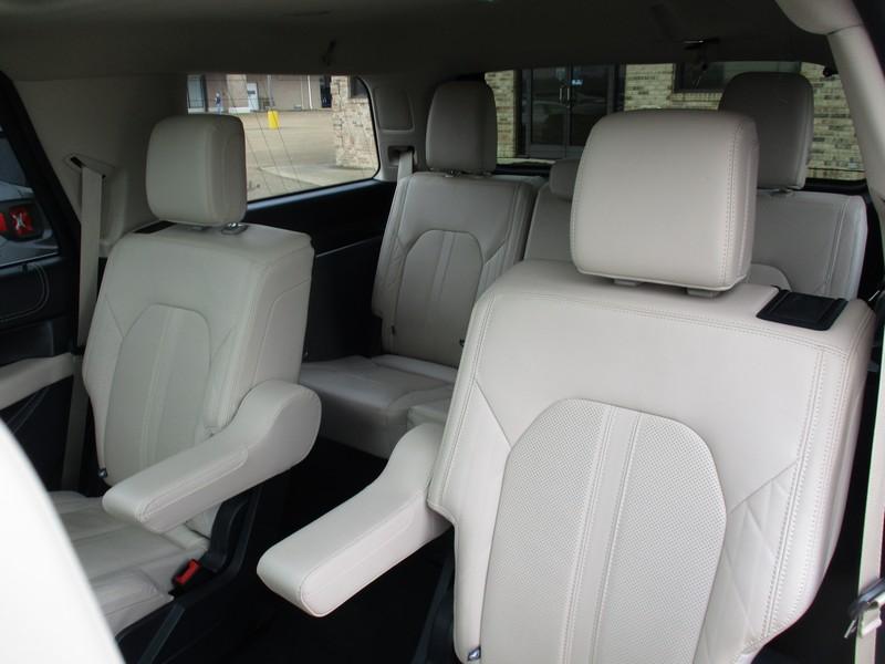 Ford Expedition Platinum 2024