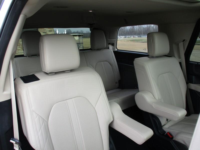 Ford Expedition Platinum 2024