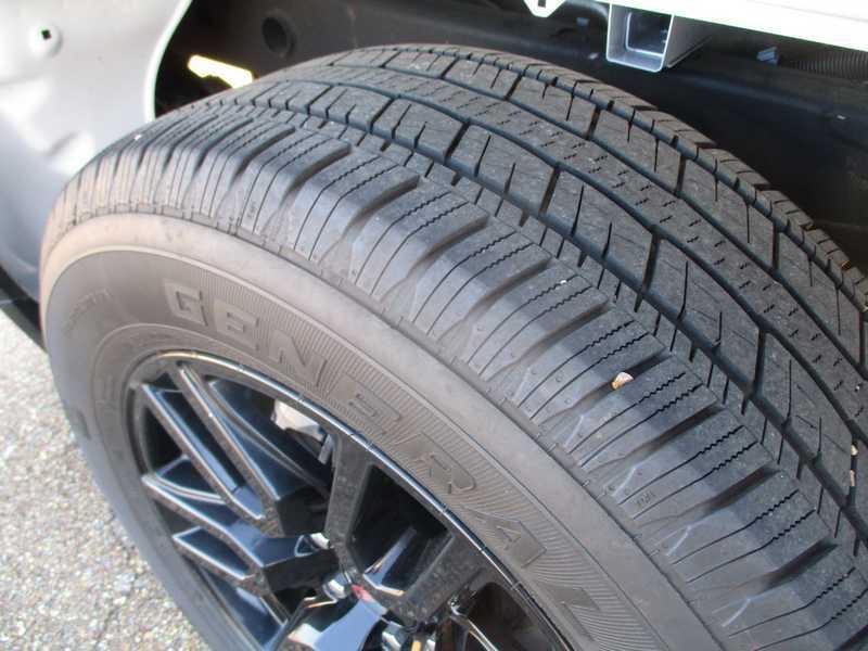 GMC Sierra 1500 Elevation Double Cab 4WD w/3VL 2023