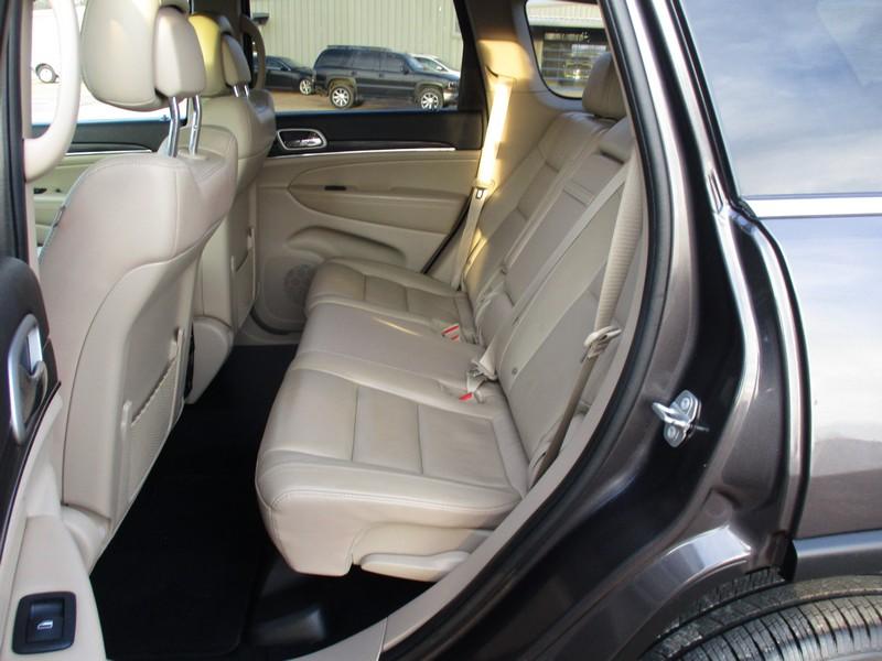 Jeep Grand Cherokee Limited 2WD 2021