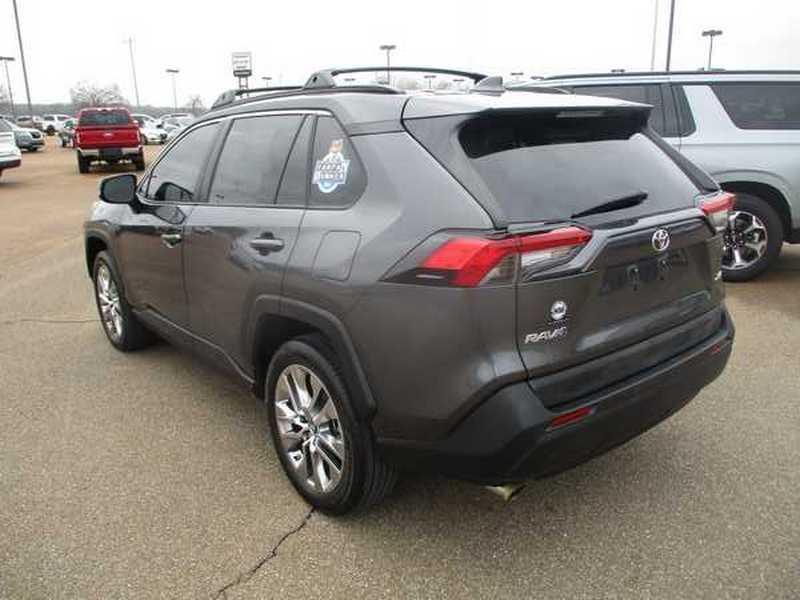 Toyota RAV4 XLE Premium 2019