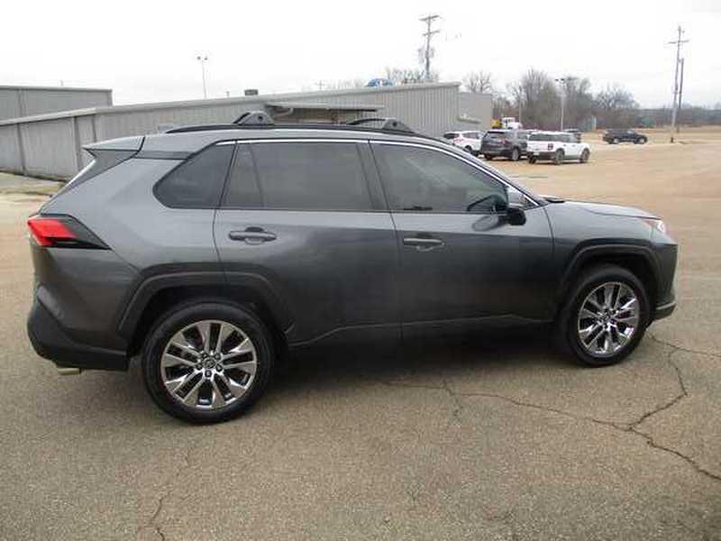 Toyota RAV4 XLE Premium 2019