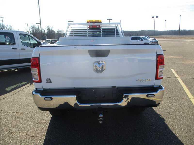 RAM 2500 Tradesman Crew Cab LWB 4WD 2023
