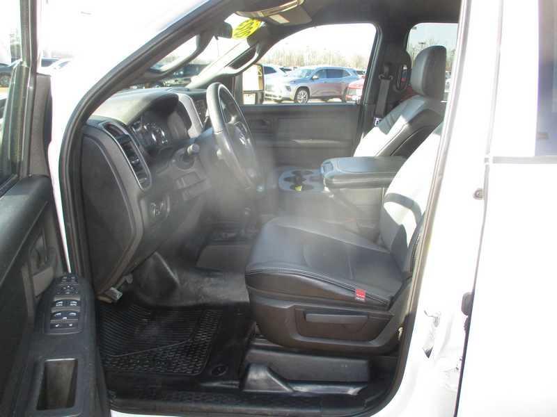 RAM 2500 Tradesman Crew Cab LWB 4WD 2023