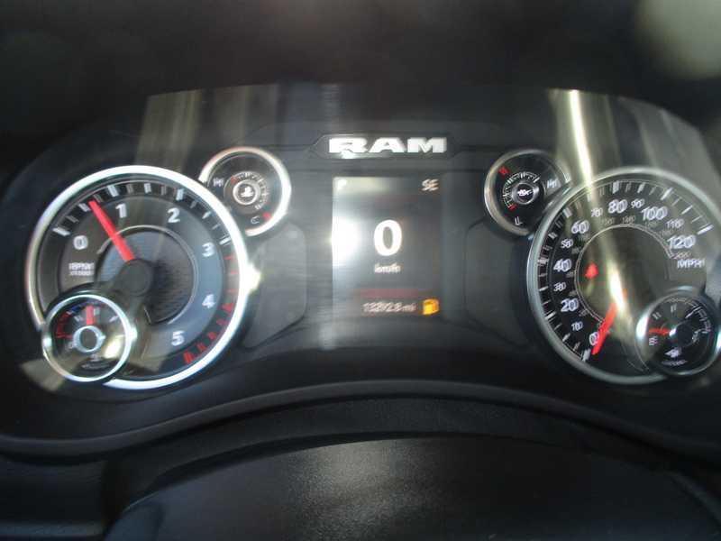 RAM 2500 Tradesman Crew Cab LWB 4WD 2023